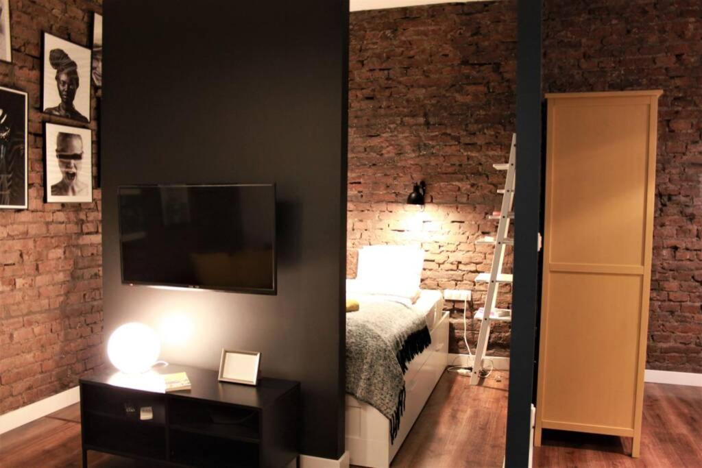 Appartamento Unique Brick 5 - Old Town & Market Square Cracovia Esterno foto